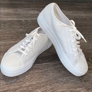 Woman by Common Projects Platform Sneakers